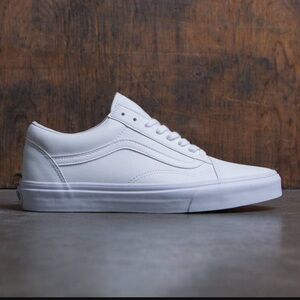 Classic Vans Old Skool Sneakers- White (WORN ONCE!)